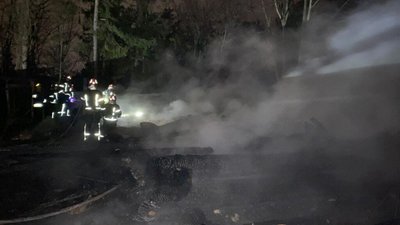 Поліція назвала попередню причину пожежі в гуцульській ґражді в «Шевченківському гаю»