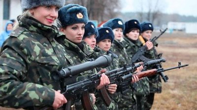 У першому читанні ухвалено закон про гендерну рівність в армії