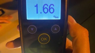 У Львові пʼяний водій мопеда без документів вчинив ДТП