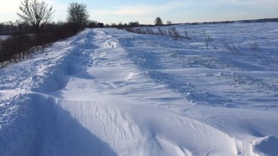 На Львівщині село опинилось у сніговому полоні (ФОТО)