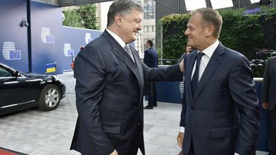 Порошенко і Туск обговорять подальшу інтеграцію України в ЄС та оборонну співпрацю
