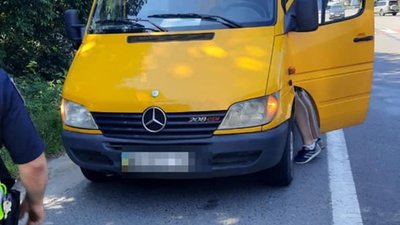 На Львівщині п’яний чоловік возив хліб (ФОТО)