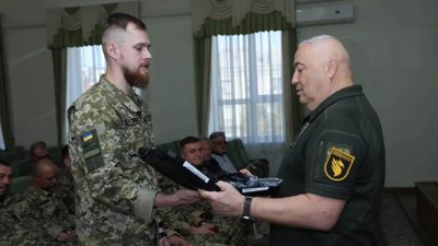 Десятьох військовослужбовців «Шквалу» відзначили нагородами