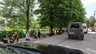 На Львівщині зустріли скорботний кортеж з тілом військового водія Юрія Багнія (ФОТО, ВІДЕО)