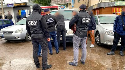 На Львівщині силовики затримали банду рекетирів, які обкладали даниною перевізників (ВІДЕО)