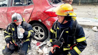 В Одесі ліквідували пожежу у багатоповерхівці (ФОТО, ВІДЕО)