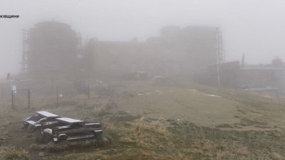 До -2° опустилася температура вранці на горі Піп Іван у Карпатах