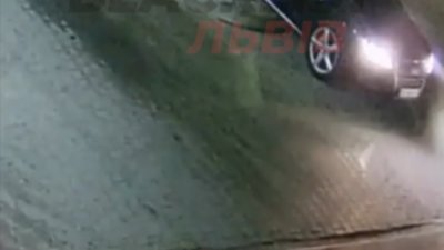 На Львівщині водій вʼїхав у бензоколонку (ВІДЕО)