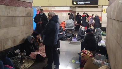 Київ і Харків продовжують тримати оборону