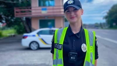 На Львівщині поліцейська Роксолана шукає напарника