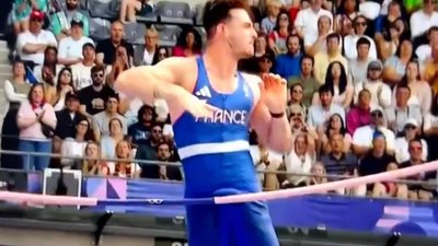 Французькому стрибуну, який статевим органом збив планку на Олімпіаді, запропонували $250 тис за зйомки в порно