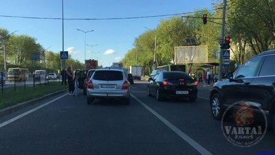 У Львові на Стрийській не розминулись автомобілі (ФОТО)