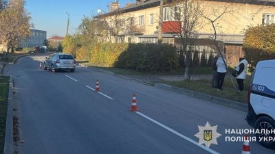 На Львівщині автомобіль Skoda збив 11-річного хлопця