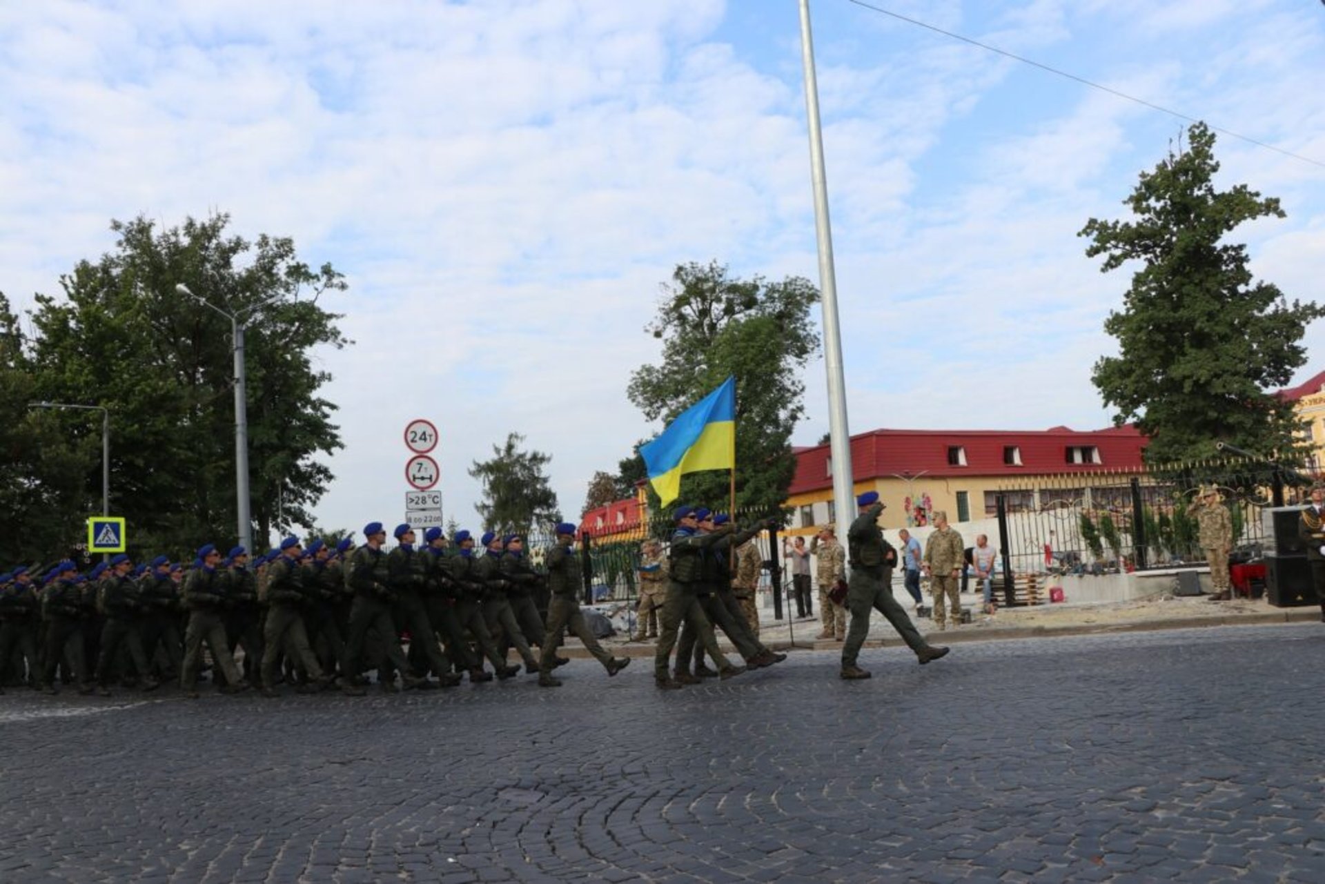 У Львові провели генеральну репетицію урочистого проходження Захисників, фото Павла Ткачука