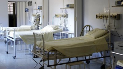 На Львівщині добовий антирекорд смертності від COVID-19: померло 14 людей
