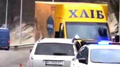 Біля Львова сталося лобове зіткнення автомобілів (ФОТО, ВІДЕО)