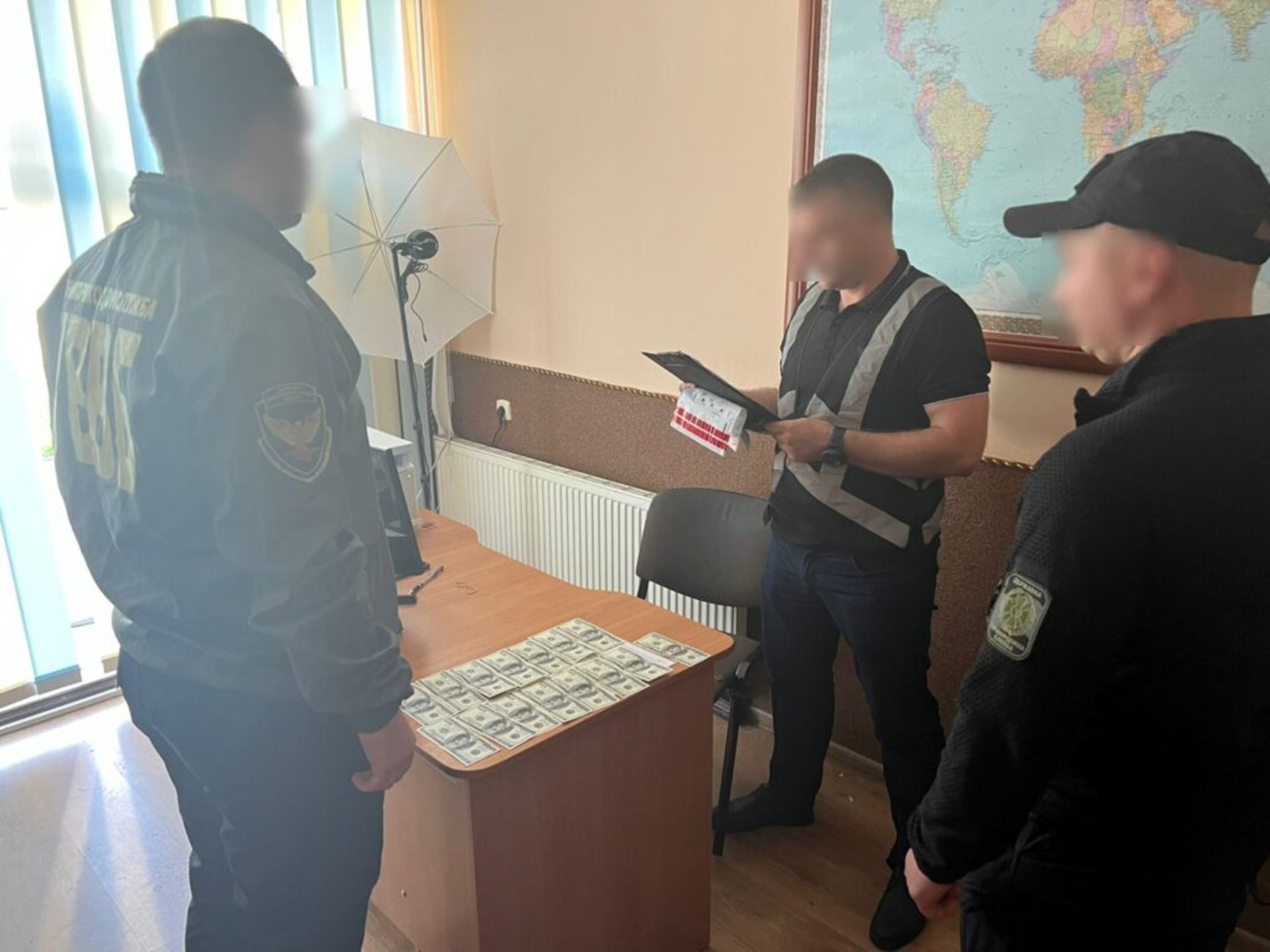 У «Шегинях» прикордонники відмовились від 1,5 тисячі доларів