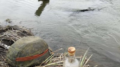 Путінські вояки напилися і втопили бронемашину десанту (ФОТО)