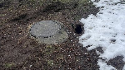 У Львові у спальному районі утворилось провалля