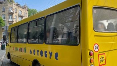 У Львові впіймали пʼяного водія шкільного автобуса (ФОТО)