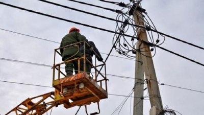 На Львівщині другу добу  без електрики 87 населених пунктів