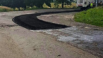 До уваги водіїв: розпочався ремонт дороги Бортятин - Довгомостиська у Мостиському районі