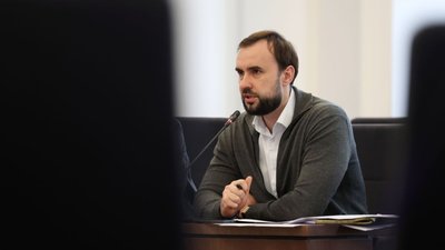 У Львові вуличні фотографи платитимуть 3 тисячі гривень за місце