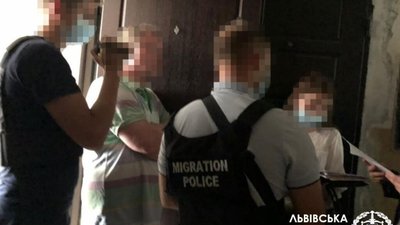 У Львові затримали іноземця, який приїхав в Україну за пошуком молодих дівчат для сексуальної експлуатації за кордоном