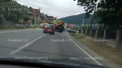 У Татарові заблокований рух