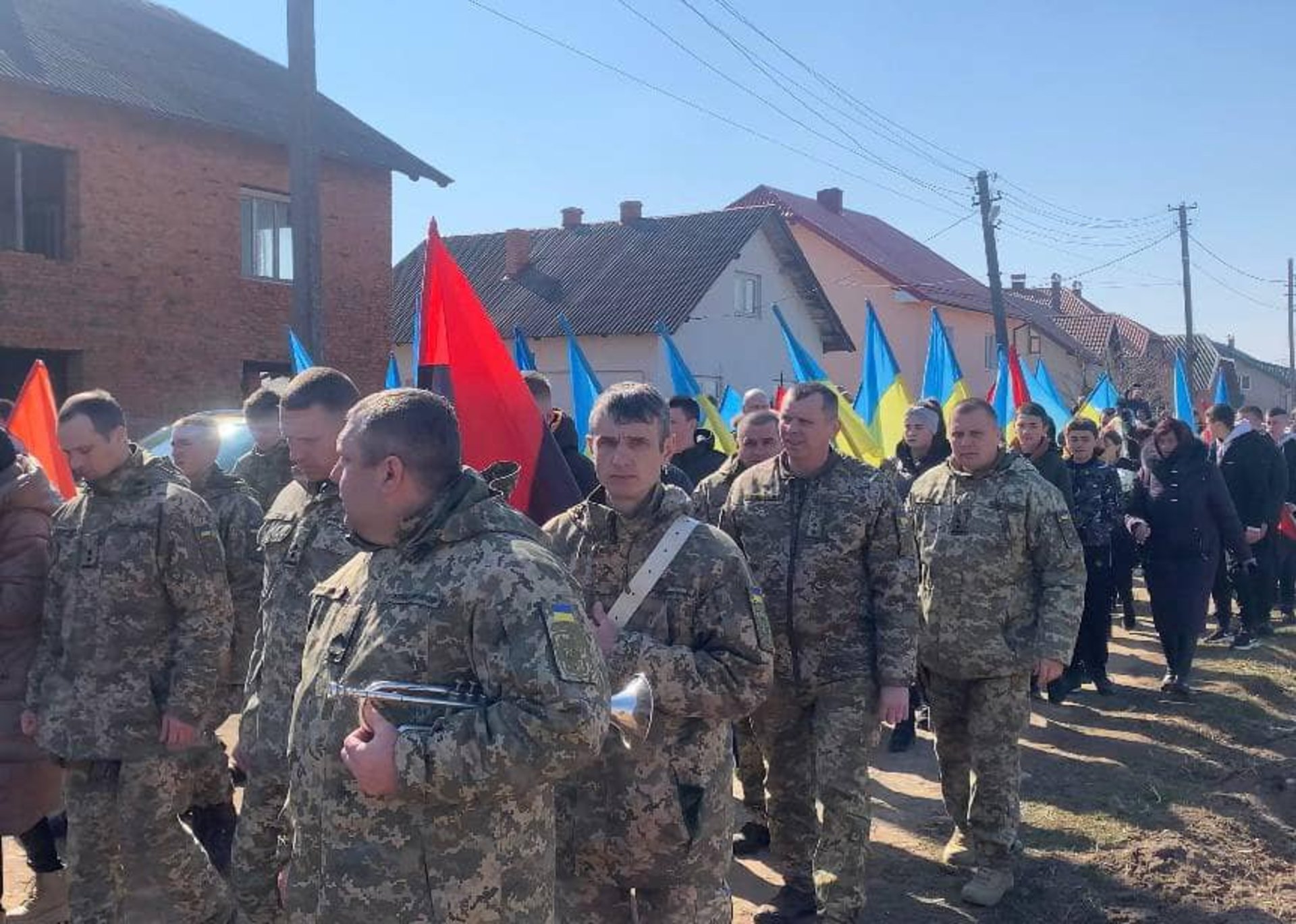 На Львівщині провели в останню путь підполковника, який загинув на Яворівському полігоні, фото Стрийська міська рада