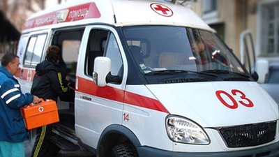 У Львові серед білого дня нелюд у під‘їзді будинку побив  і пограбував вагітну жінку