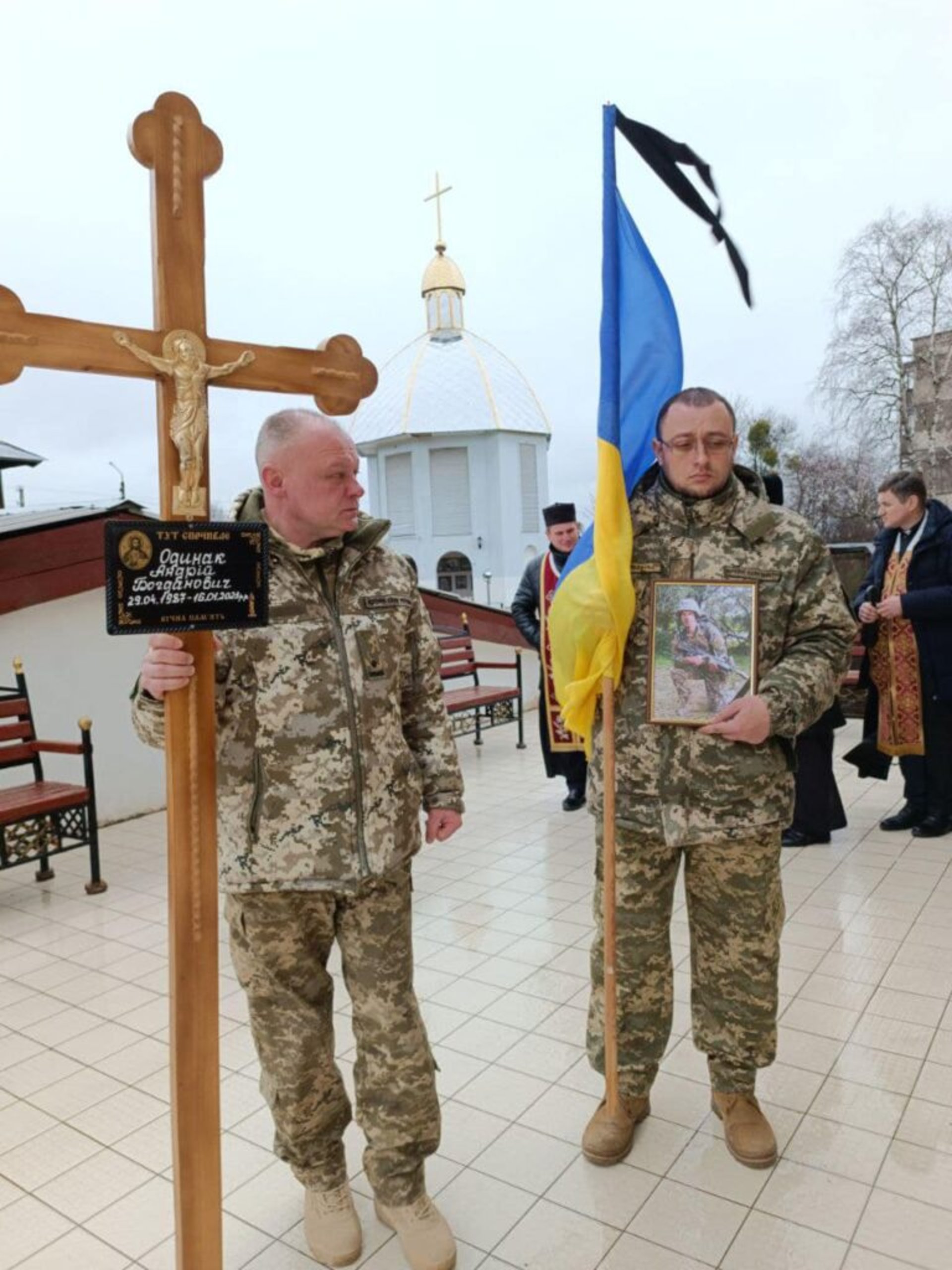 Стрий провів в останню путь двох захисників України