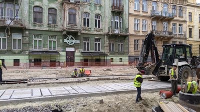 У Львові закривають ще одну ділянку на вулиці Степана Бандери (ВІДЕО)