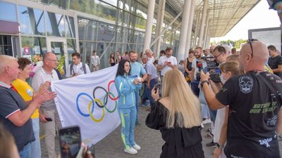 У Львові зустріли срібну призерку Олімпійських ігор Олену Старікову (ФОТО, ВІДЕО)