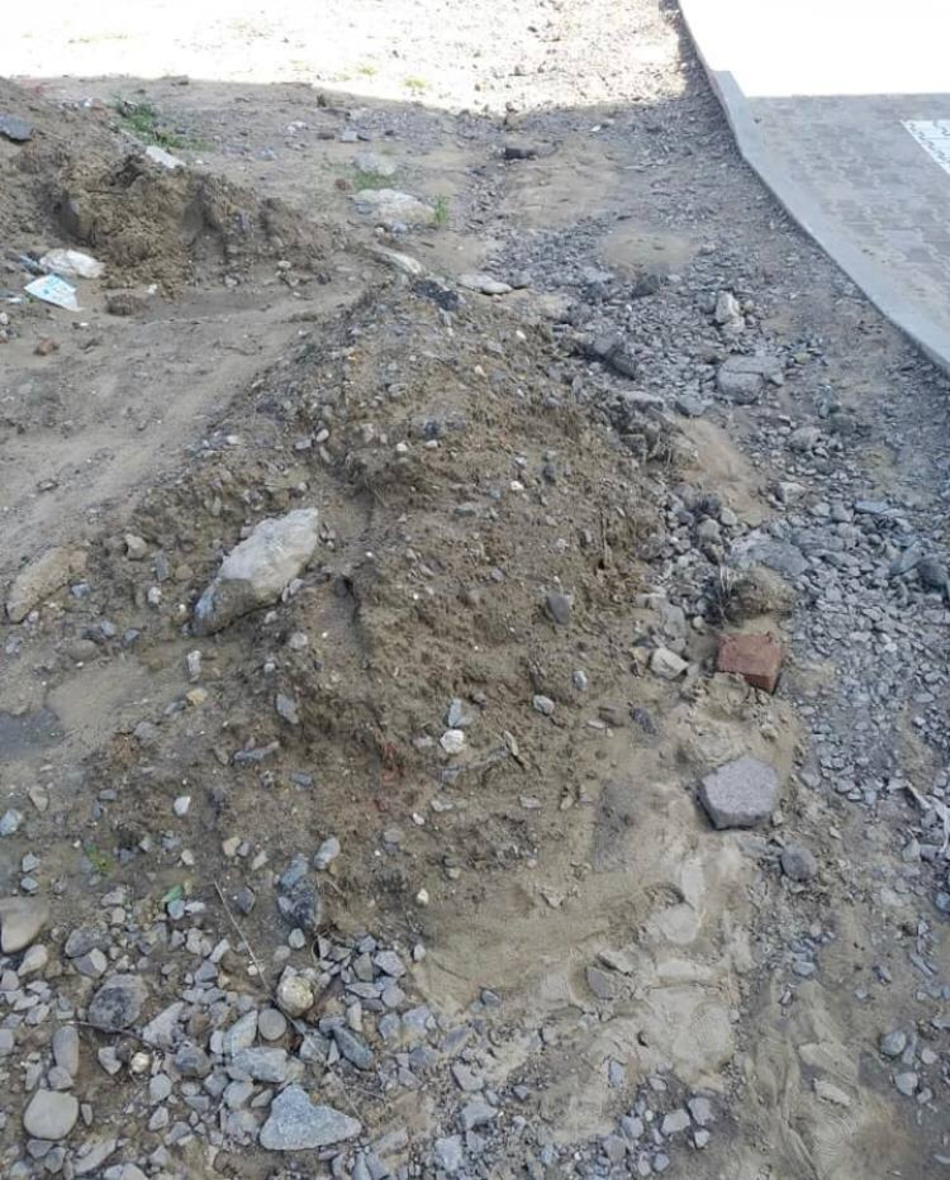 У Новояворівську не ремонтують тротуари, фото Типовий Новояворівськ