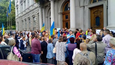 Як у Львові Лозинському кричали "Ганьба!" (ВІДЕО)