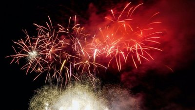 Новорічний феєрверк ромів на Закарпатті здивував усю Україну (ВІДЕО)