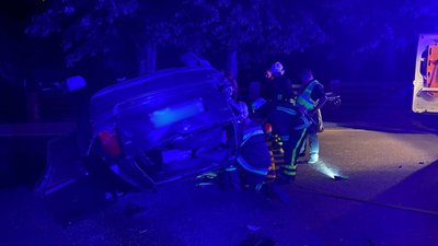 Поблизу Дрогобича вночі перекинувся автомобіль (ФОТО)