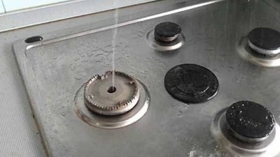 На Львівщині сильний дощ залив газопровід: селяни без газу
