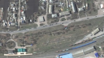 Супутникові знімки виявили велику російську колону на Харківщині (ФОТО)
