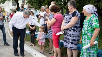 Петро Порошенко у селищах і містах  Вінничини (ВІДЕО, ФОТО)