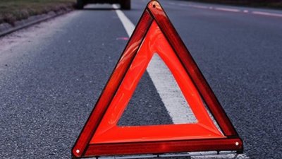 На Львівщині п'яний водій з дитиною загинув у салоні, тікаючи від поліції