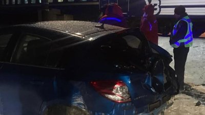 Біля Львова 34-чоловік влетів у пасажирський потяг