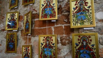 У Львівському музеї історії релігії триває аукціон: купи ікону - допоможи воїну АТО