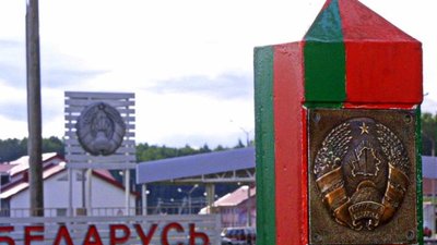У Білорусь прибули перші ешелони з російськими військовими