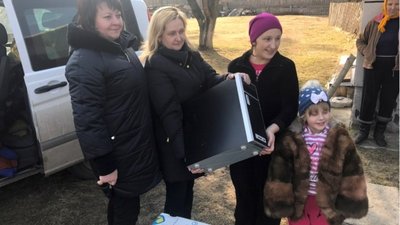 Багатодітній родині з Бущини, у якої згорів будинок, придбають житло - РДА