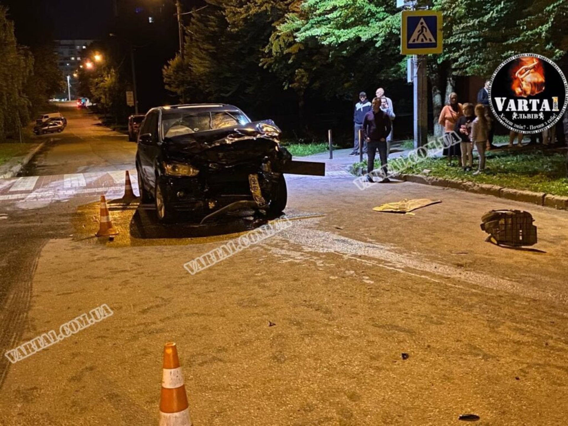 У Львові на вулиці Пулюя сталась потрійна ДТП