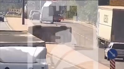 У Львові на Городоцькій епічно перекинувся автомобіль (ВІДЕО)