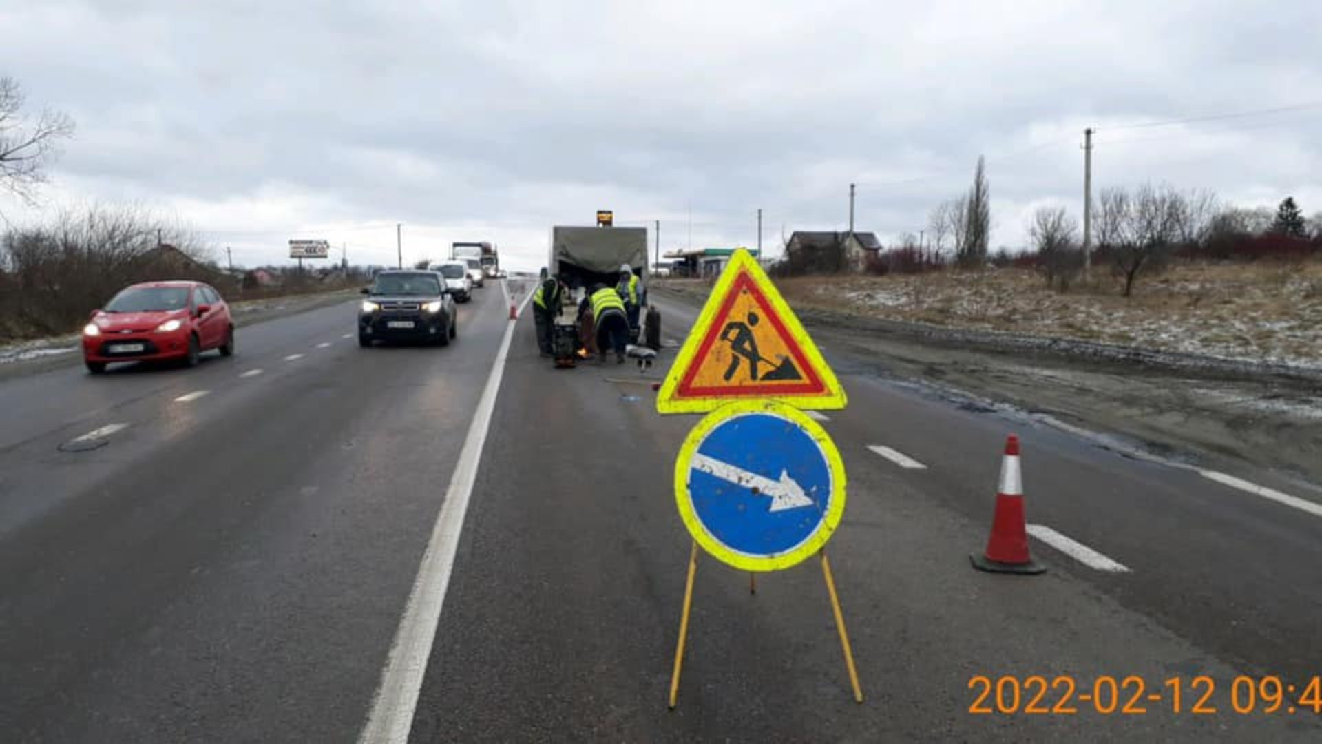Водії викликали поліцію і оформили порушення, яке призвело до пошкодження їх майна, фото Ігор Зінкевич
