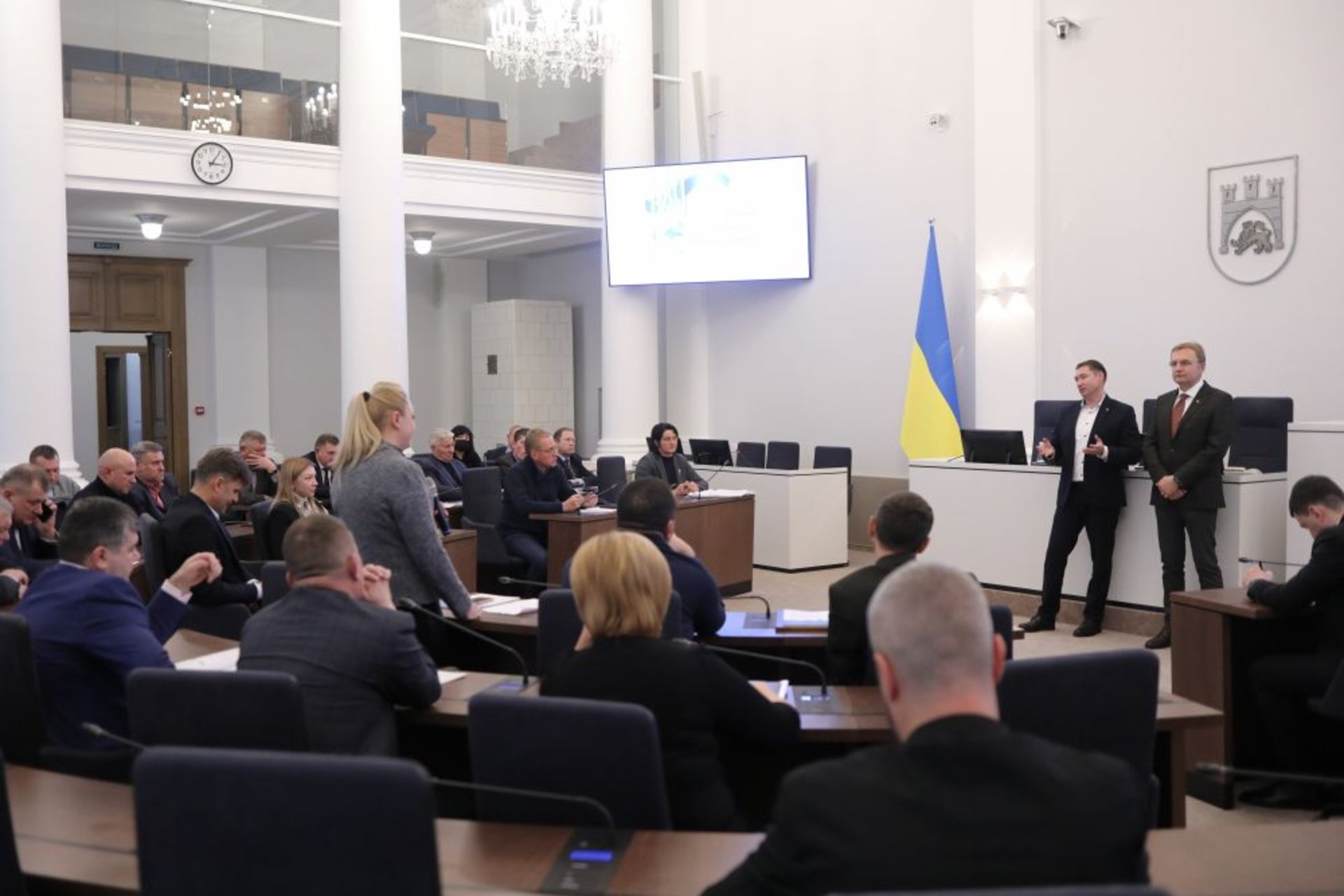 У мерії Львова відбулась зустріч членів регіонального відділення Асоціації міст України з головою ЛОДА Максимом Козицьким